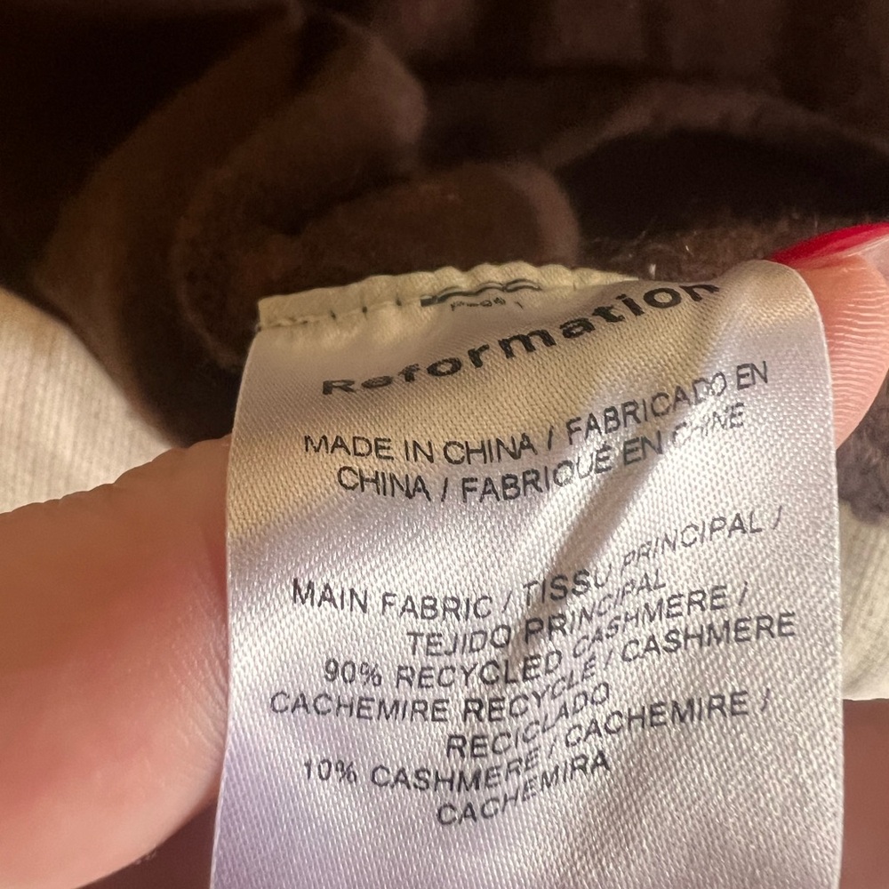 Like New Reformation Chocolate Off-Shoulder Dress - Picture 6 of 6